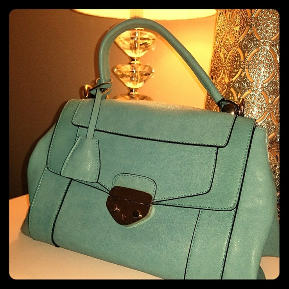 {Miss Unique} Aqua Purse - Picture 1 of 4